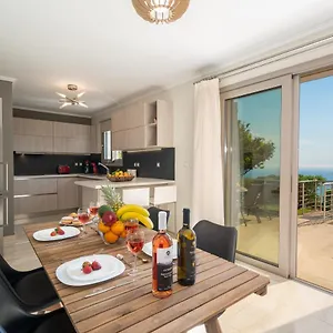 Lourdas Bay View Simotata